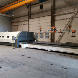 LASER CY AUCTION
