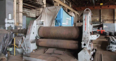 THREE ROLLS PYRAMID TYPE PLATE BENDING MACHINE SOUTHWARK