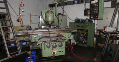 Milling machine